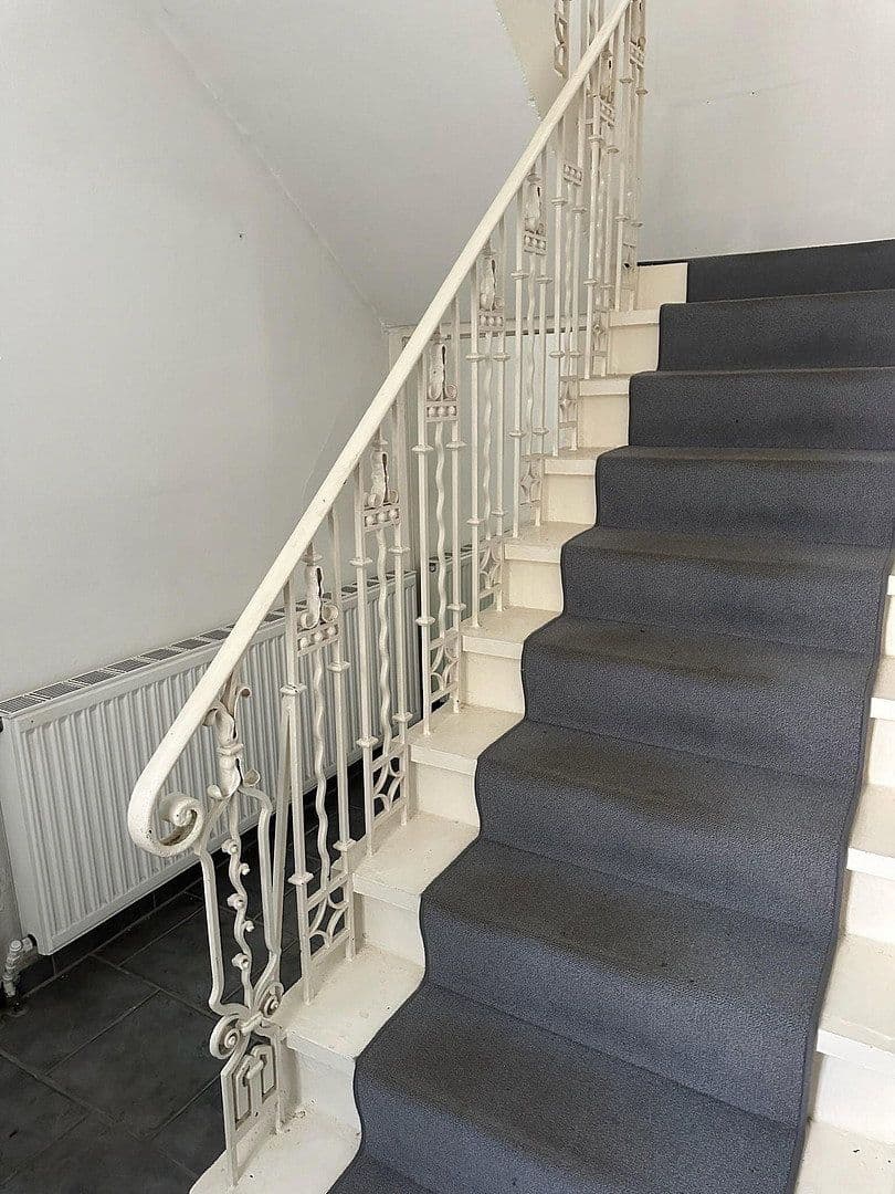 Prenájom domu 140 m², pozemok 230 m², Düsseldorf, Severné Porýnie - Westfálsko Prenájom domu 140 m², pozemok 230 m², Düsseldorf, Severné Porýnie - Westfálsko