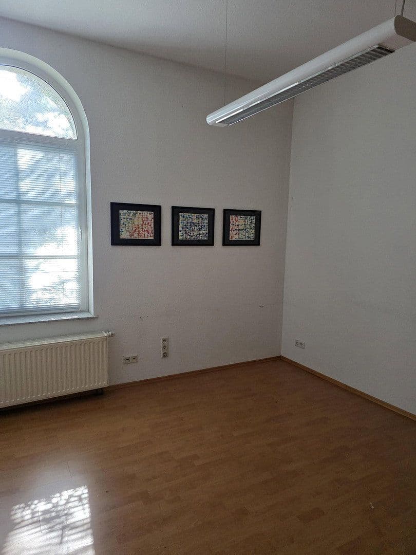 Prenájom kancelárie 140 m², Talstraße 46, Düsseldorf, Severné Porýnie - Westfálsko Prenájom kancelárie 140 m², Talstraße 46, Düsseldorf, Severné Porýnie - Westfálsko