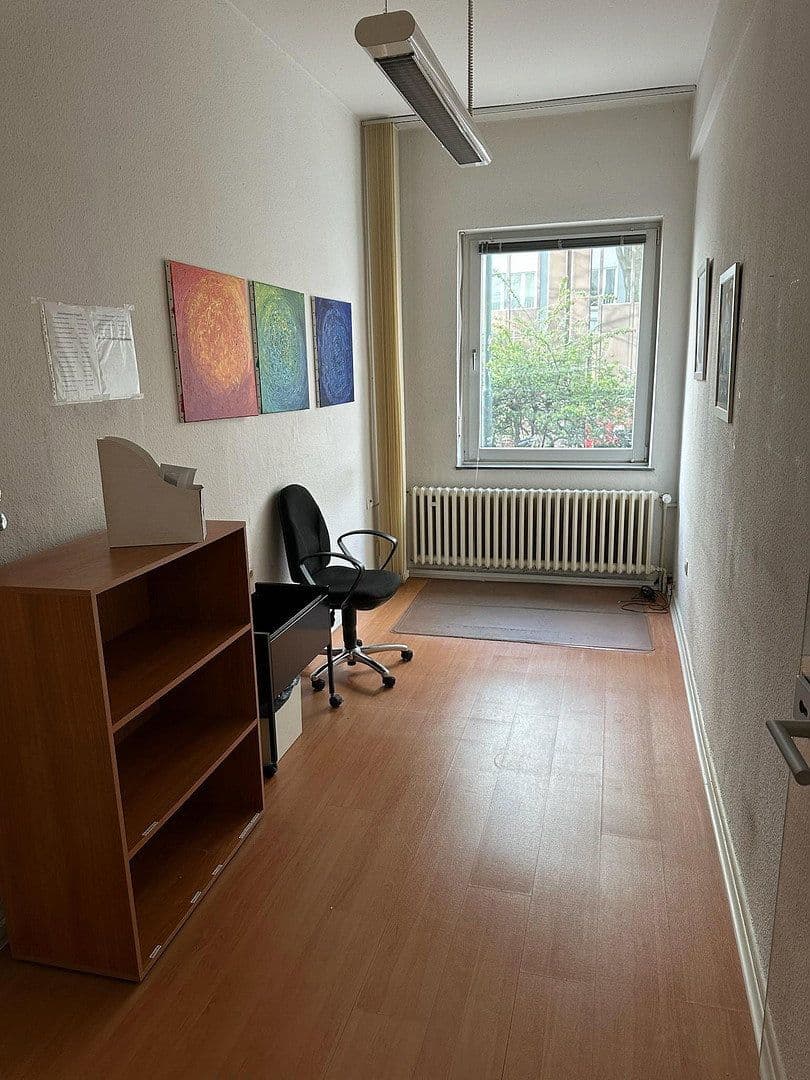 Prenájom kancelárie 140 m², Talstraße 46, Düsseldorf, Severné Porýnie - Westfálsko Prenájom kancelárie 140 m², Talstraße 46, Düsseldorf, Severné Porýnie - Westfálsko