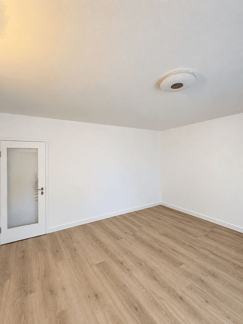 Prenájom bytu 1-izbový 33 m², Festeburgring 2, Frankfurt, Hesensko Prenájom bytu 1-izbový 33 m², Festeburgring 2, Frankfurt, Hesensko