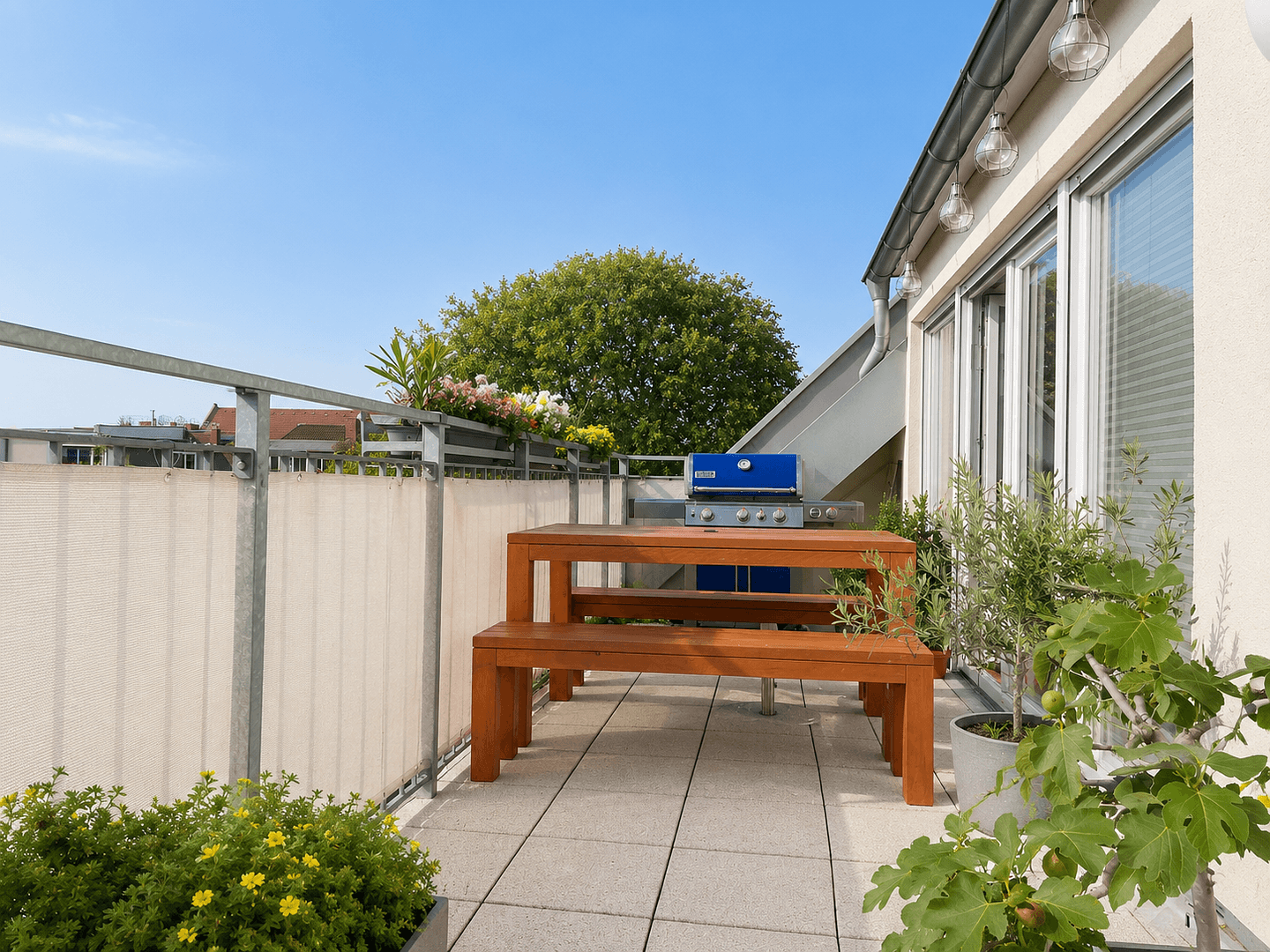 Predaj bytu 3-izbový 74 m², Berlin, Berlín Predaj bytu 3-izbový 74 m², Berlin, Berlín