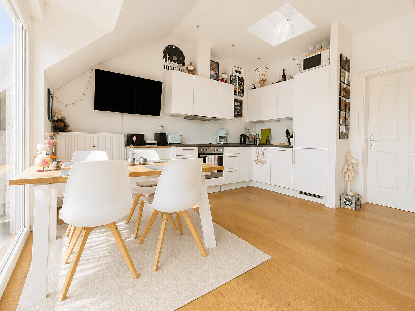 Predaj bytu 3-izbový 74 m², Berlin, Berlín Predaj bytu 3-izbový 74 m², Berlin, Berlín