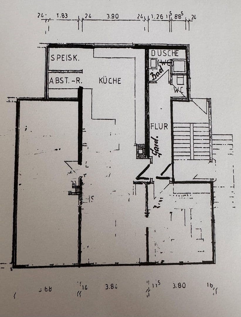 Prenájom bytu 3-izbový 115 m², Kleine Hörnlestraße 9, Balingen, Bádensko-Wurttembersko Prenájom bytu 3-izbový 115 m², Kleine Hörnlestraße 9, Balingen, Bádensko-Wurttembersko