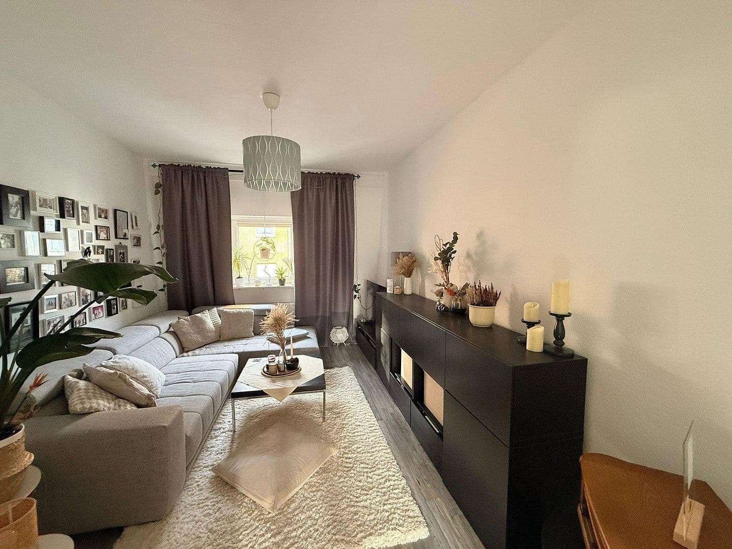 Prenájom bytu 2-izbový 59 m², Oberhausen, Severné Porýnie - Westfálsko Prenájom bytu 2-izbový 59 m², Oberhausen, Severné Porýnie - Westfálsko