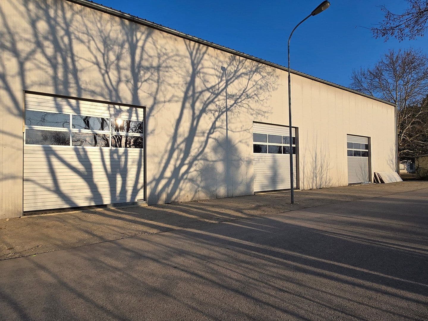 Prenájom nebytového priestoru 200 m², Linke Bahnzeile 21, Ebreichsdorf, Dolné Rakúsko Prenájom nebytového priestoru 200 m², Linke Bahnzeile 21, Ebreichsdorf, Dolné Rakúsko