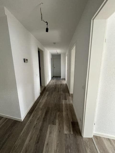 Prenájom bytu 4-izbový 90 m², Stockstadt am Main, Bavorsko Prenájom bytu 4-izbový 90 m², Stockstadt am Main, Bavorsko