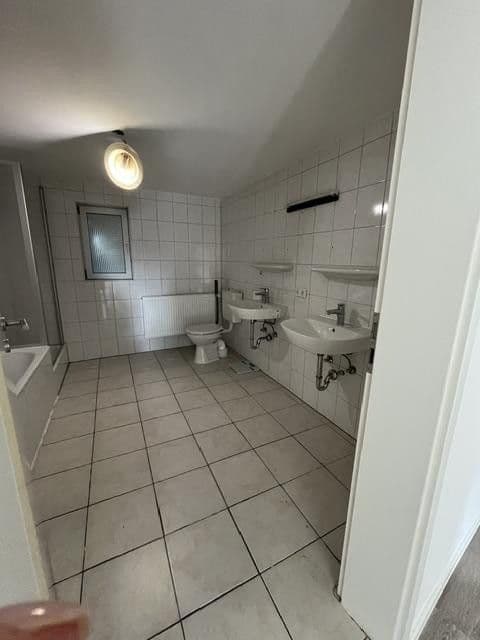 Prenájom bytu 4-izbový 90 m², Stockstadt am Main, Bavorsko Prenájom bytu 4-izbový 90 m², Stockstadt am Main, Bavorsko