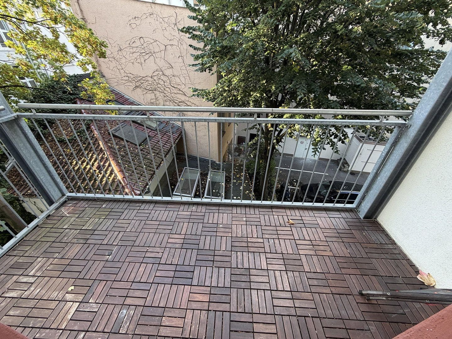 Prenájom bytu 3-izbový 101 m², Koselstraße 26, Frankfurt am Main, Hesensko Prenájom bytu 3-izbový 101 m², Koselstraße 26, Frankfurt am Main, Hesensko