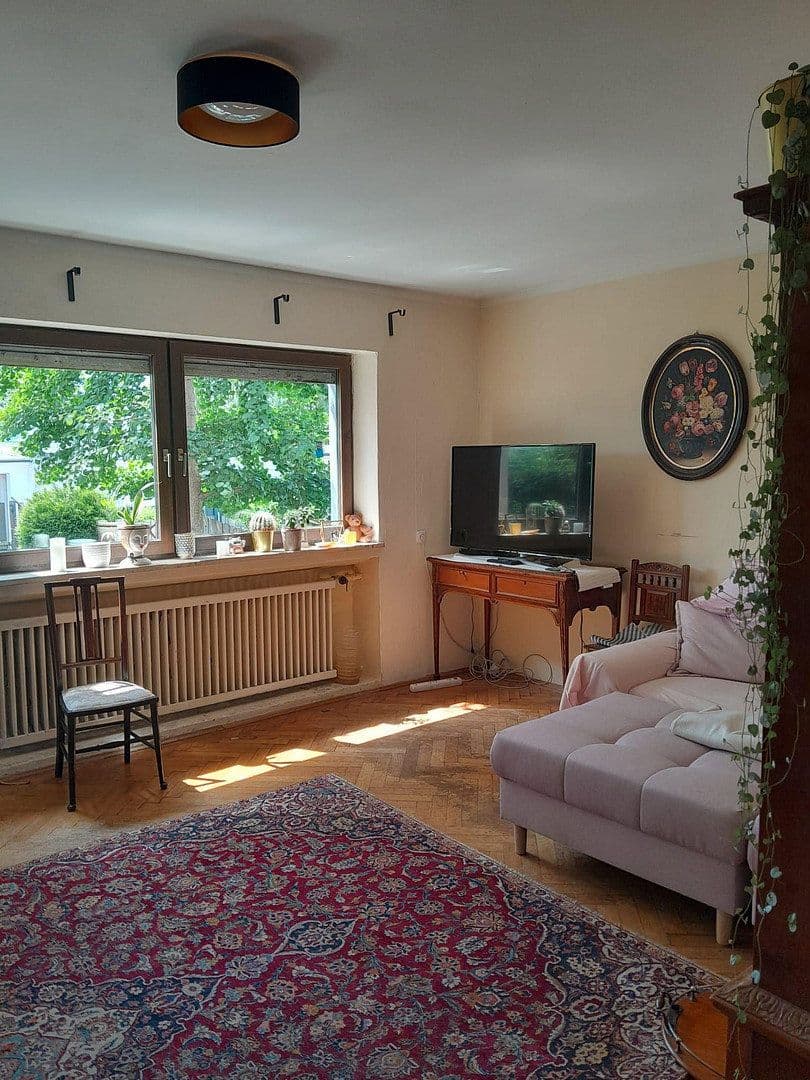 Predaj domu 125 m², pozemok 150 m², Tegernseer Landstraße 282, München, Bavorsko Predaj domu 125 m², pozemok 150 m², Tegernseer Landstraße 282, München, Bavorsko