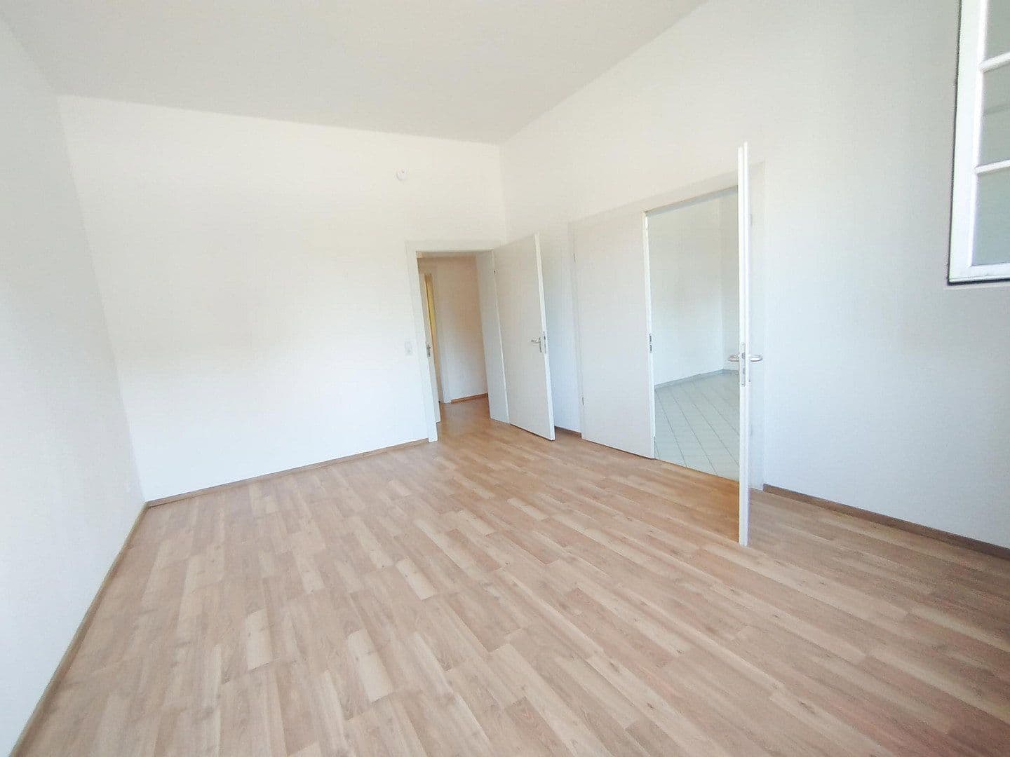 Predaj bytu 3-izbový 95 m², Friedrich-Ebert-Straße 40, Mannheim, Bádensko-Wurttembersko Predaj bytu 3-izbový 95 m², Friedrich-Ebert-Straße 40, Mannheim, Bádensko-Wurttembersko