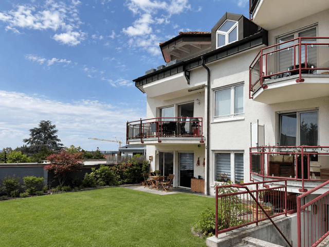 Prenájom bytu 5-izbový 120 m², Bunsenstraße 84, Böblingen, Bádensko-Wurttembersko Prenájom bytu 5-izbový 120 m², Bunsenstraße 84, Böblingen, Bádensko-Wurttembersko