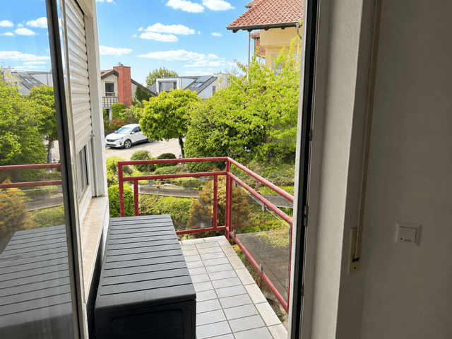 Prenájom bytu 5-izbový 120 m², Bunsenstraße 84, Böblingen, Bádensko-Wurttembersko Prenájom bytu 5-izbový 120 m², Bunsenstraße 84, Böblingen, Bádensko-Wurttembersko