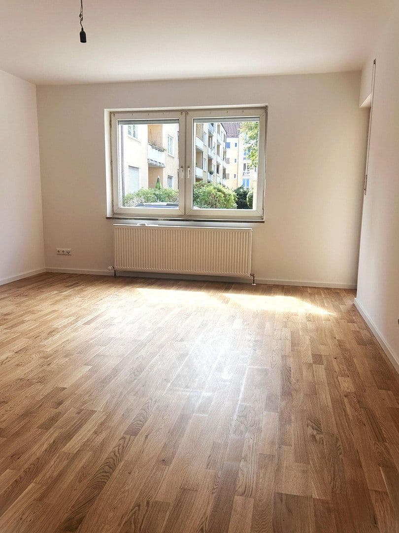 Prenájom bytu 3-izbový 66 m², Milbertshofenerstr. 26, München, Bavorsko Prenájom bytu 3-izbový 66 m², Milbertshofenerstr. 26, München, Bavorsko