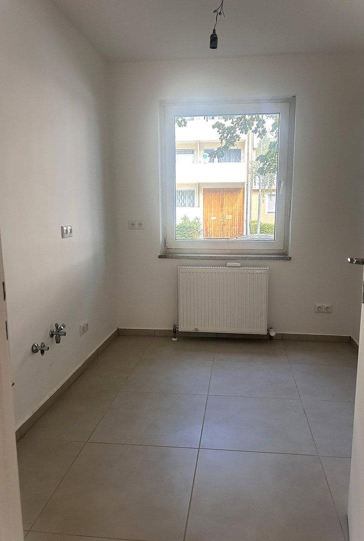 Prenájom bytu 3-izbový 66 m², Milbertshofenerstr. 26, München, Bavorsko Prenájom bytu 3-izbový 66 m², Milbertshofenerstr. 26, München, Bavorsko