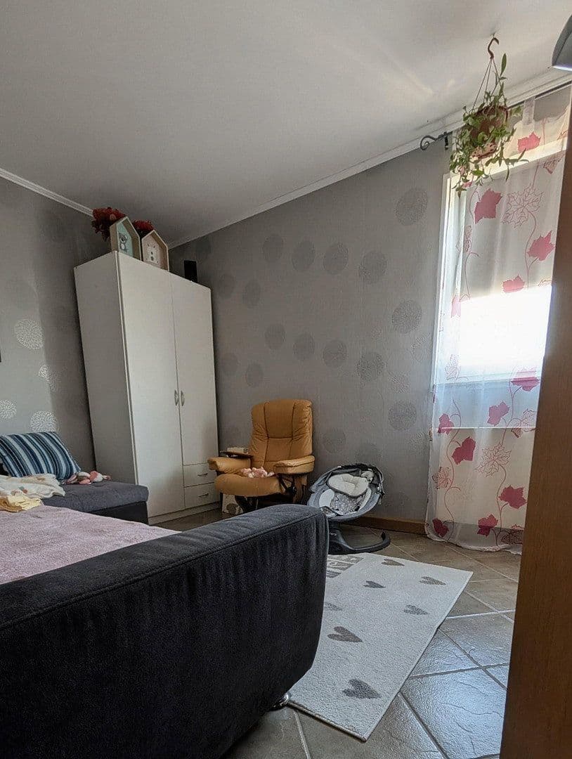 Predaj bytu 4-izbový 109 m², Biebesheim am Rhein, Hesensko Predaj bytu 4-izbový 109 m², Biebesheim am Rhein, Hesensko