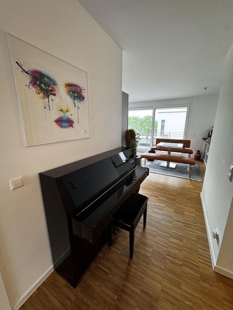 Prenájom bytu 3-izbový 104 m², Heidelberg, Bádensko-Wurttembersko Prenájom bytu 3-izbový 104 m², Heidelberg, Bádensko-Wurttembersko