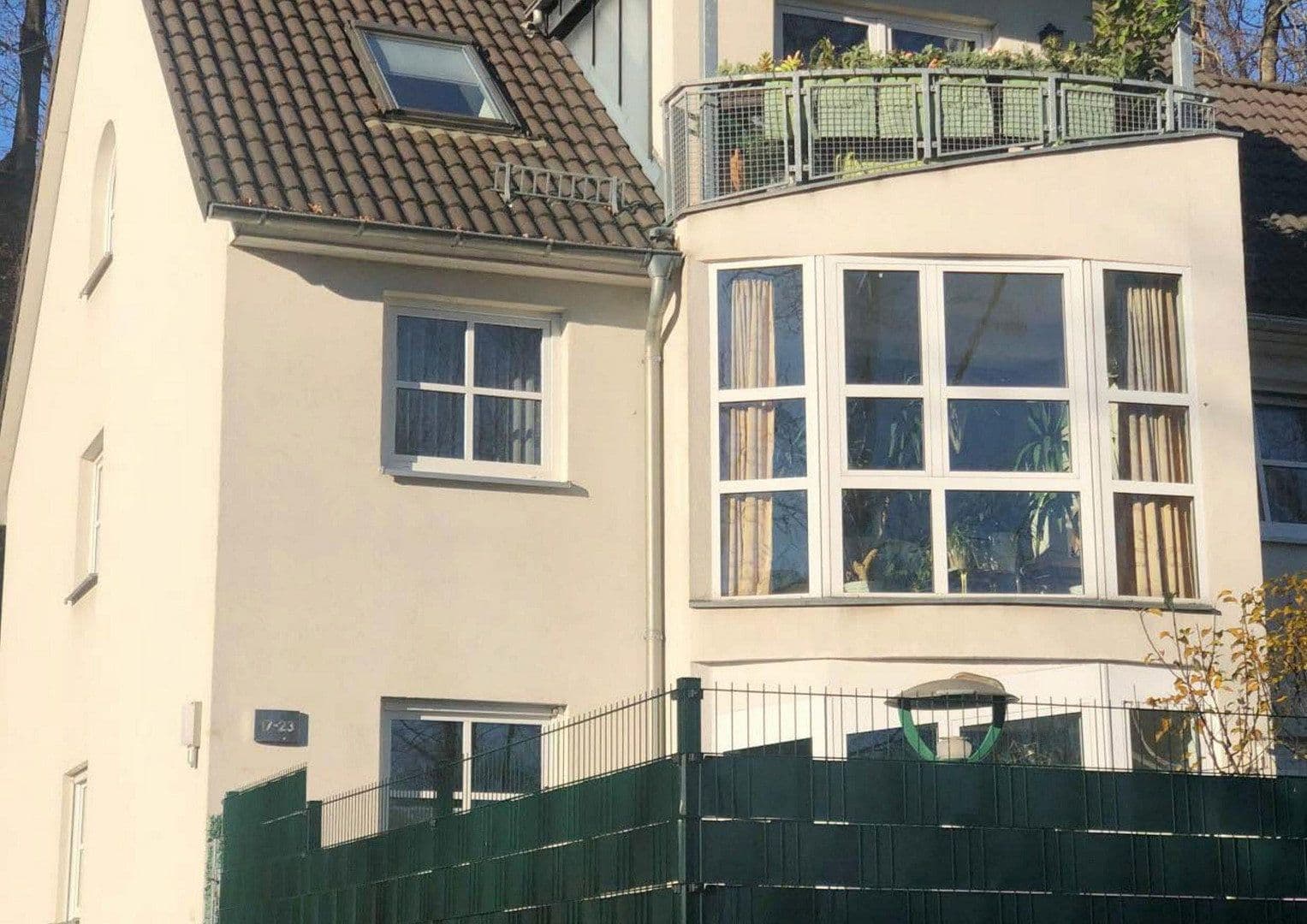 Prenájom bytu 3-izbový 82 m², Schönherrstraße 17, Chemnitz, Sasko Prenájom bytu 3-izbový 82 m², Schönherrstraße 17, Chemnitz, Sasko