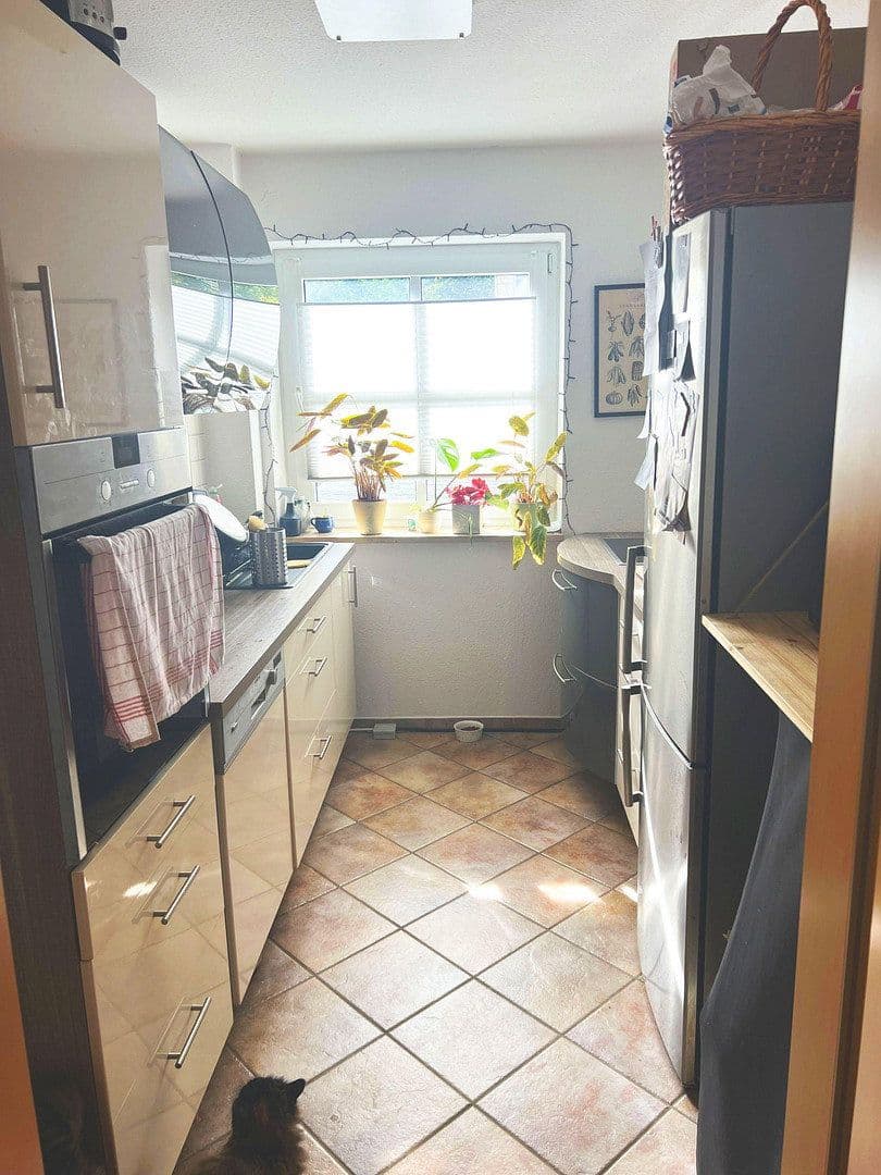 Prenájom bytu 3-izbový 82 m², Schönherrstraße 17, Chemnitz, Sasko Prenájom bytu 3-izbový 82 m², Schönherrstraße 17, Chemnitz, Sasko