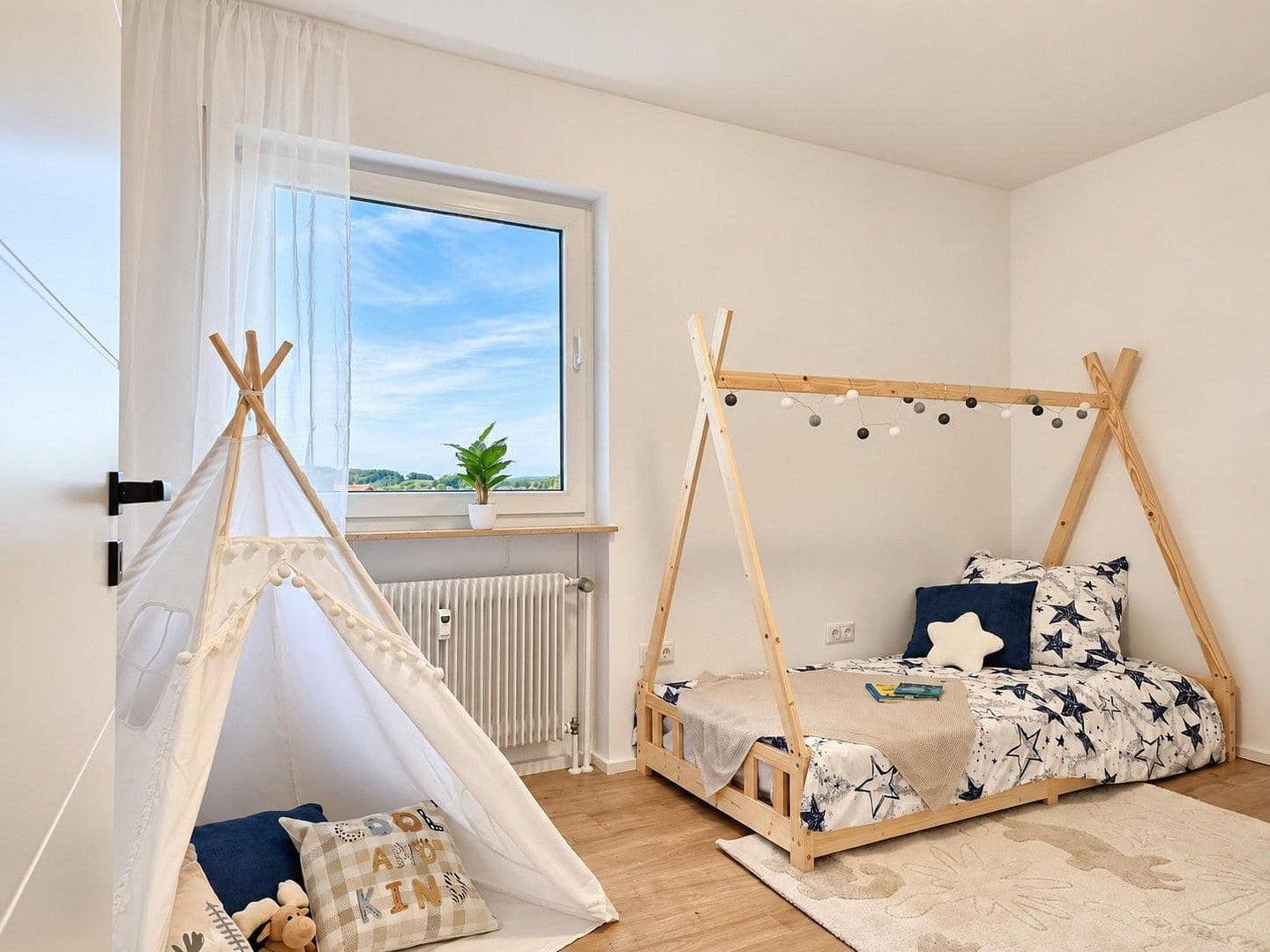 Predaj bytu 3-izbový 95 m², Sulzbach-Rosenberg, Bavorsko Predaj bytu 3-izbový 95 m², Sulzbach-Rosenberg, Bavorsko