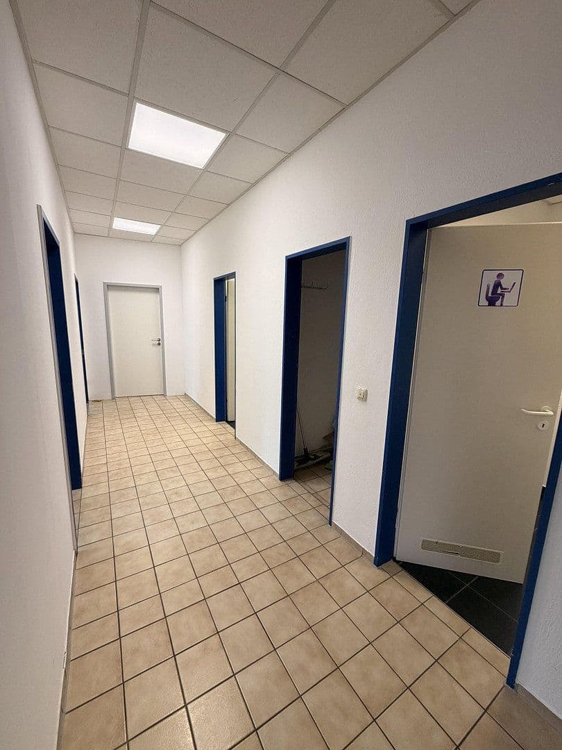 Prenájom kancelárie 100 m², Augsburg, Bavorsko Prenájom kancelárie 100 m², Augsburg, Bavorsko