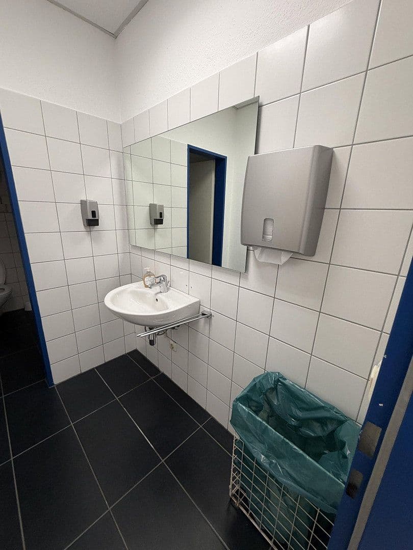 Prenájom kancelárie 100 m², Augsburg, Bavorsko Prenájom kancelárie 100 m², Augsburg, Bavorsko