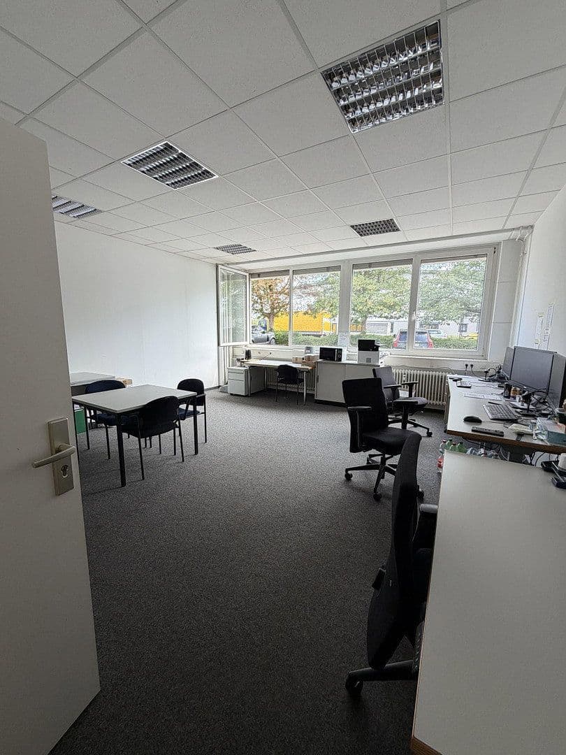 Prenájom kancelárie 100 m², Augsburg, Bavorsko Prenájom kancelárie 100 m², Augsburg, Bavorsko