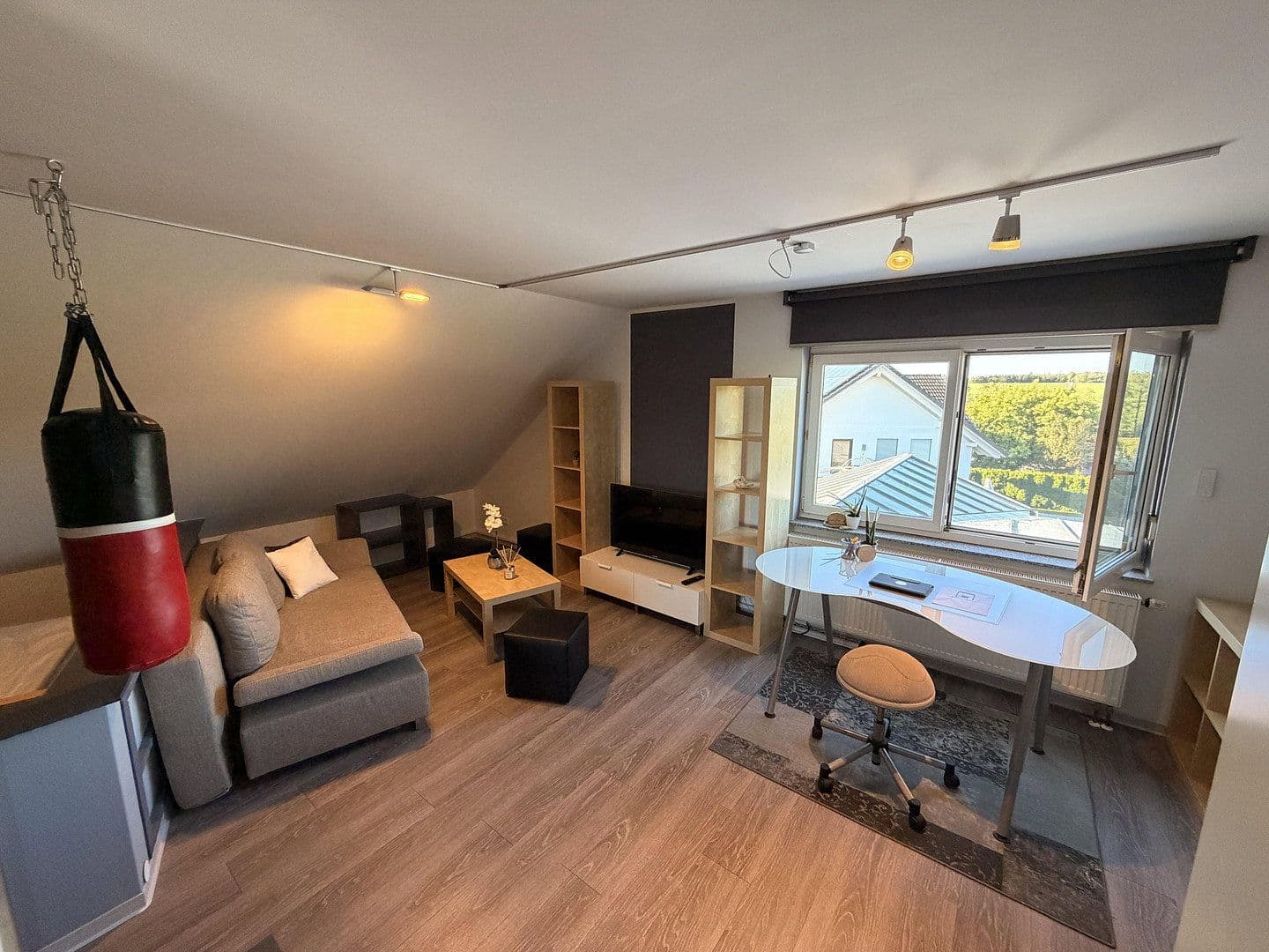 Prenájom bytu 1-izbový 33 m², Rainau, Bádensko-Wurttembersko Prenájom bytu 1-izbový 33 m², Rainau, Bádensko-Wurttembersko
