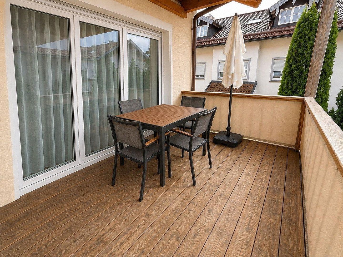 Prenájom bytu 4-izbový 95 m², Schießstattstr. 9, Feldkirchen-Westerham, Bavorsko Prenájom bytu 4-izbový 95 m², Schießstattstr. 9, Feldkirchen-Westerham, Bavorsko