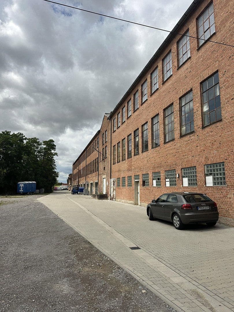 Prenájom nebytového priestoru 500 m², Obere Hilgenstock 2, Warburg, Severné Porýnie - Westfálsko Prenájom nebytového priestoru 500 m², Obere Hilgenstock 2, Warburg, Severné Porýnie - Westfálsko