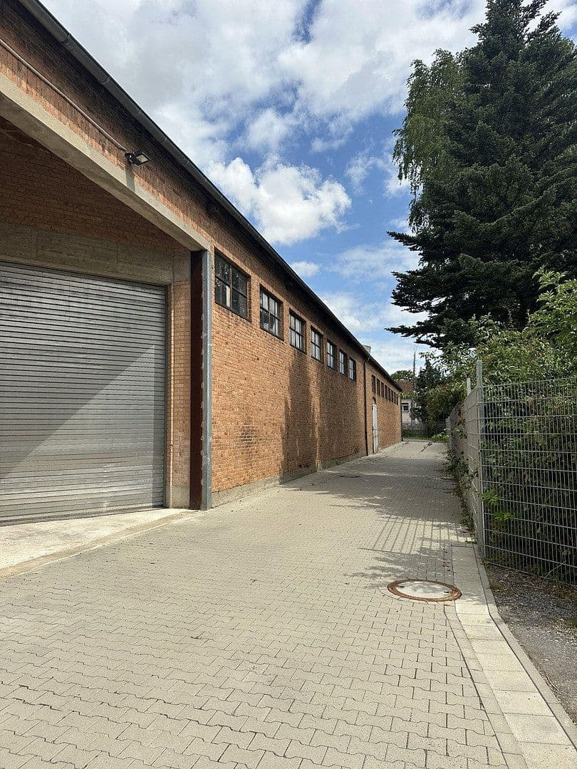 Prenájom nebytového priestoru 500 m², Obere Hilgenstock 2, Warburg, Severné Porýnie - Westfálsko Prenájom nebytového priestoru 500 m², Obere Hilgenstock 2, Warburg, Severné Porýnie - Westfálsko