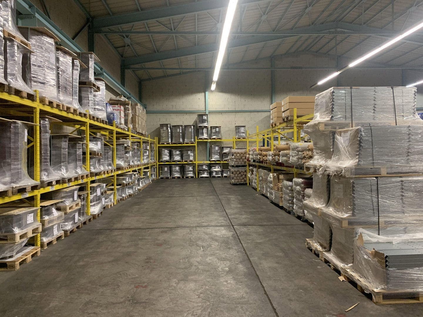 Prenájom nebytového priestoru 2.000 m², Villingen-Schwenningen, Bádensko-Wurttembersko Prenájom nebytového priestoru 2.000 m², Villingen-Schwenningen, Bádensko-Wurttembersko