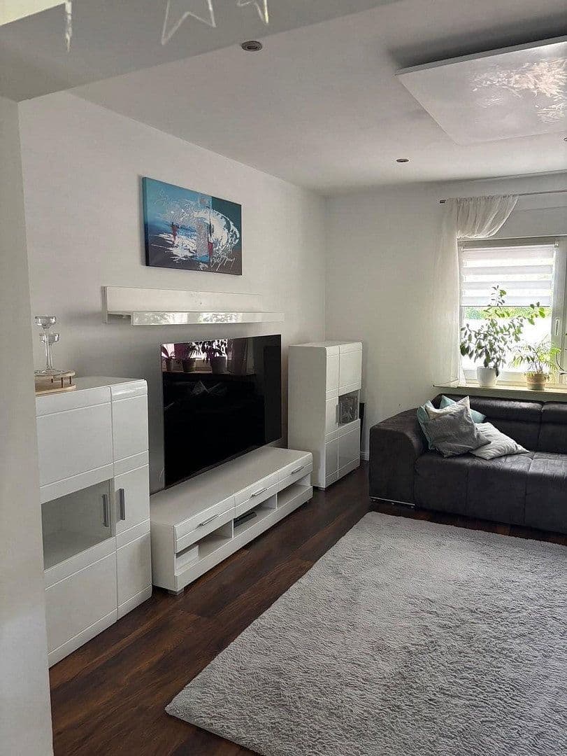 Predaj domu 147 m², pozemok 368 m², Neuss, Severné Porýnie - Westfálsko Predaj domu 147 m², pozemok 368 m², Neuss, Severné Porýnie - Westfálsko
