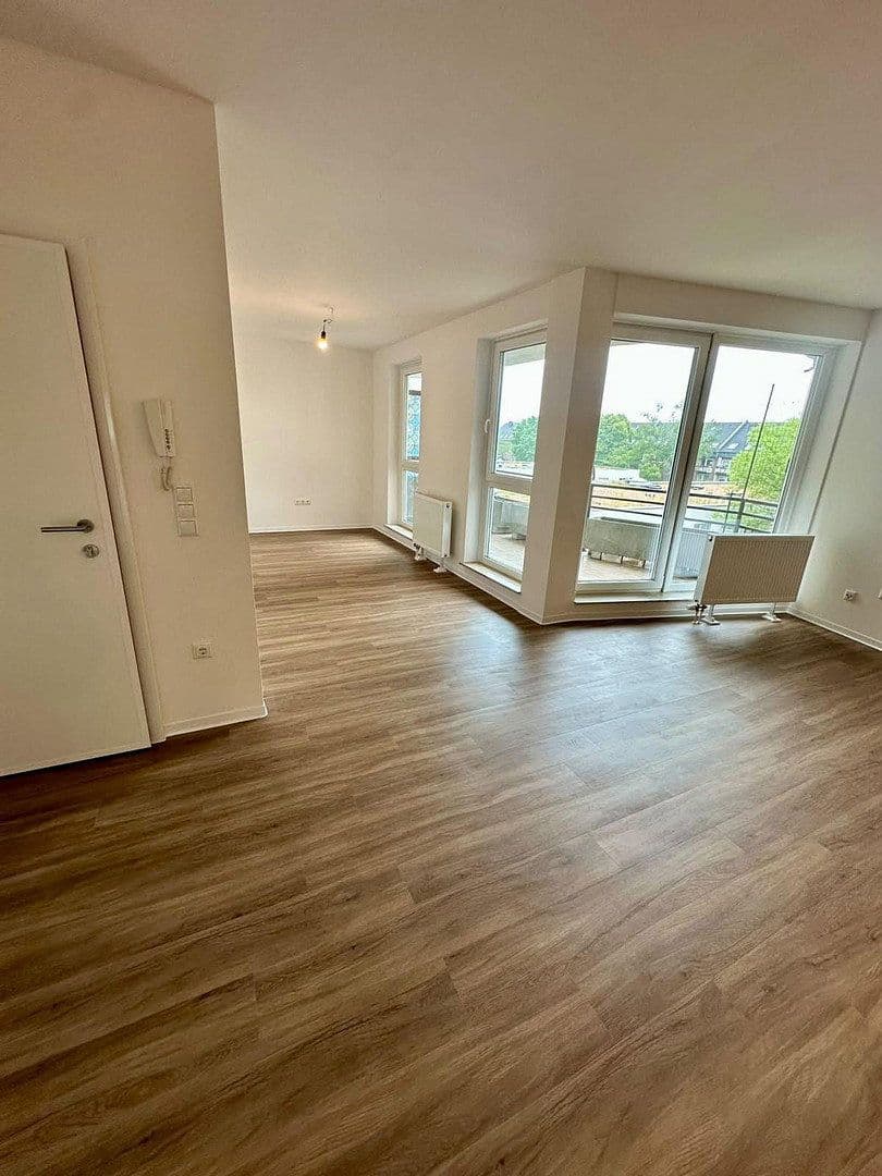 Prenájom bytu 4-izbový 135 m², Färberstr. 100, Düsseldorf, Severné Porýnie - Westfálsko Prenájom bytu 4-izbový 135 m², Färberstr. 100, Düsseldorf, Severné Porýnie - Westfálsko