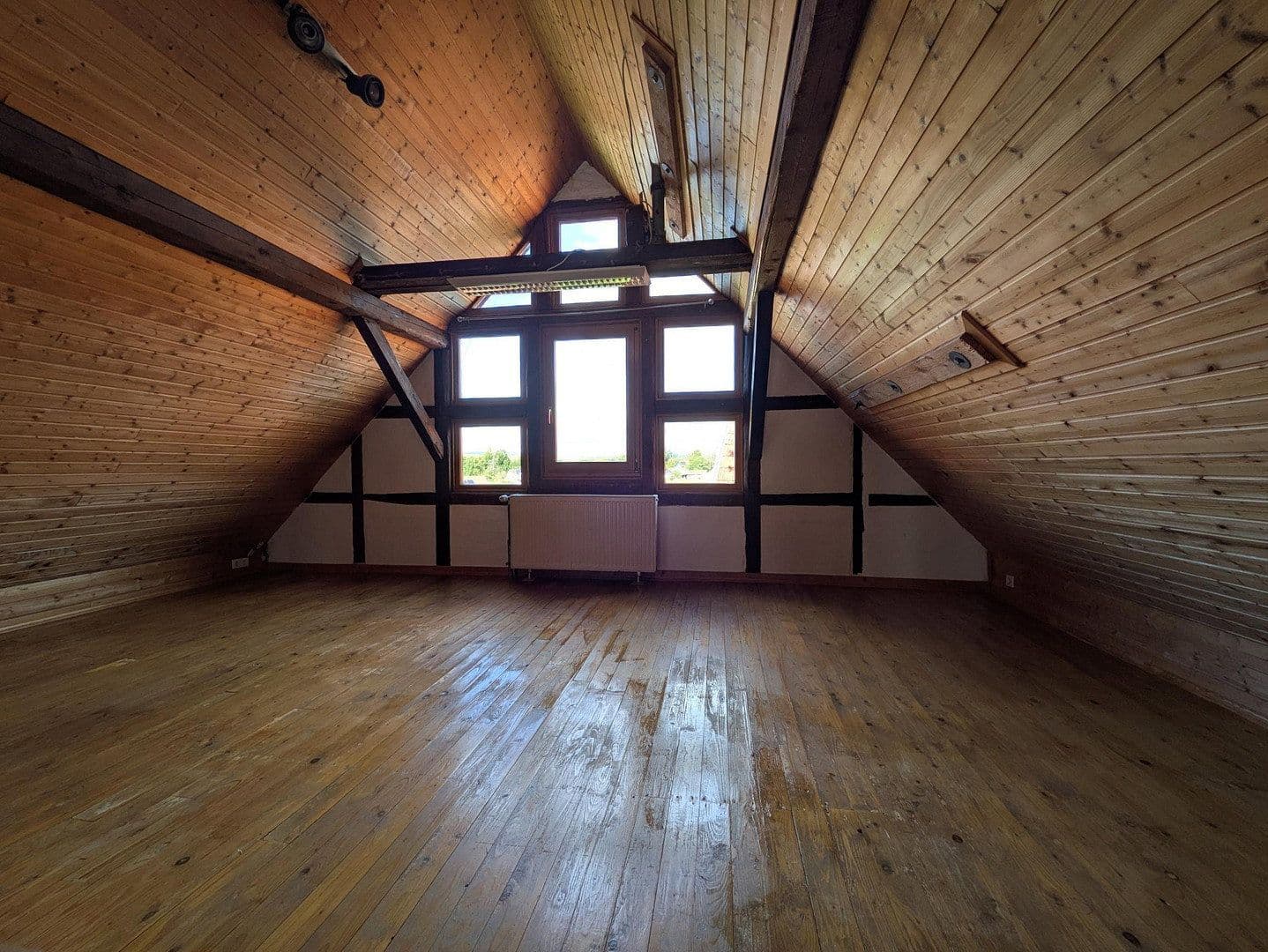 Prenájom domu 170 m², pozemok 345 m², Brachttal, Hesensko Prenájom domu 170 m², pozemok 345 m², Brachttal, Hesensko
