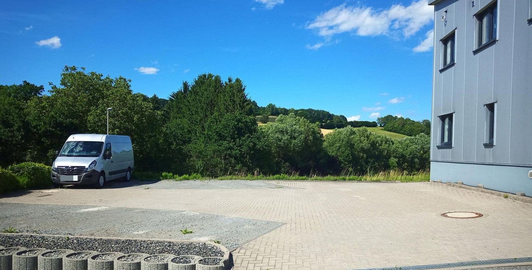 Prenájom nebytového priestoru 2.000 m², Schöllkrippen, Bavorsko Prenájom nebytového priestoru 2.000 m², Schöllkrippen, Bavorsko