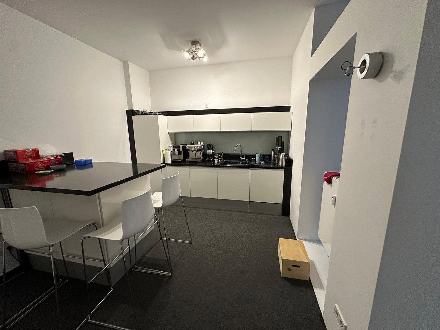 Predaj kancelárie 205 m², Lousbergstraße 52/54, Aachen, Severné Porýnie - Westfálsko Predaj kancelárie 205 m², Lousbergstraße 52/54, Aachen, Severné Porýnie - Westfálsko
