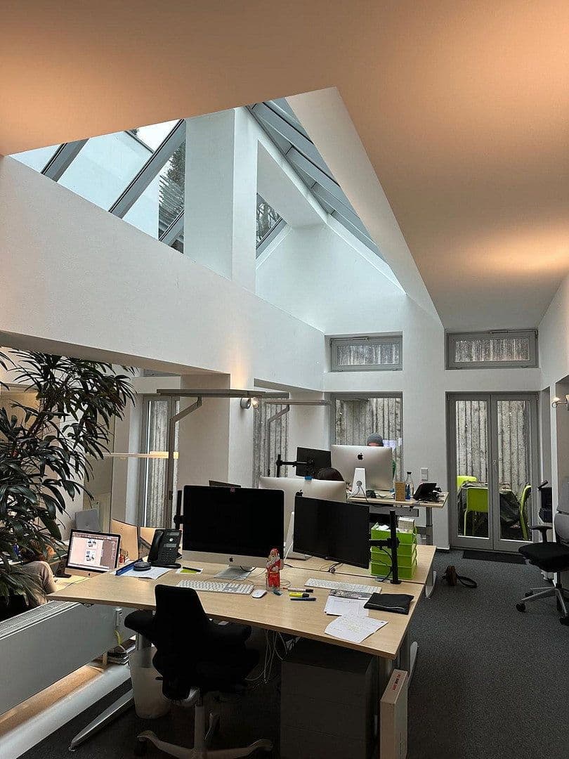 Predaj kancelárie 205 m², Lousbergstraße 52/54, Aachen, Severné Porýnie - Westfálsko Predaj kancelárie 205 m², Lousbergstraße 52/54, Aachen, Severné Porýnie - Westfálsko