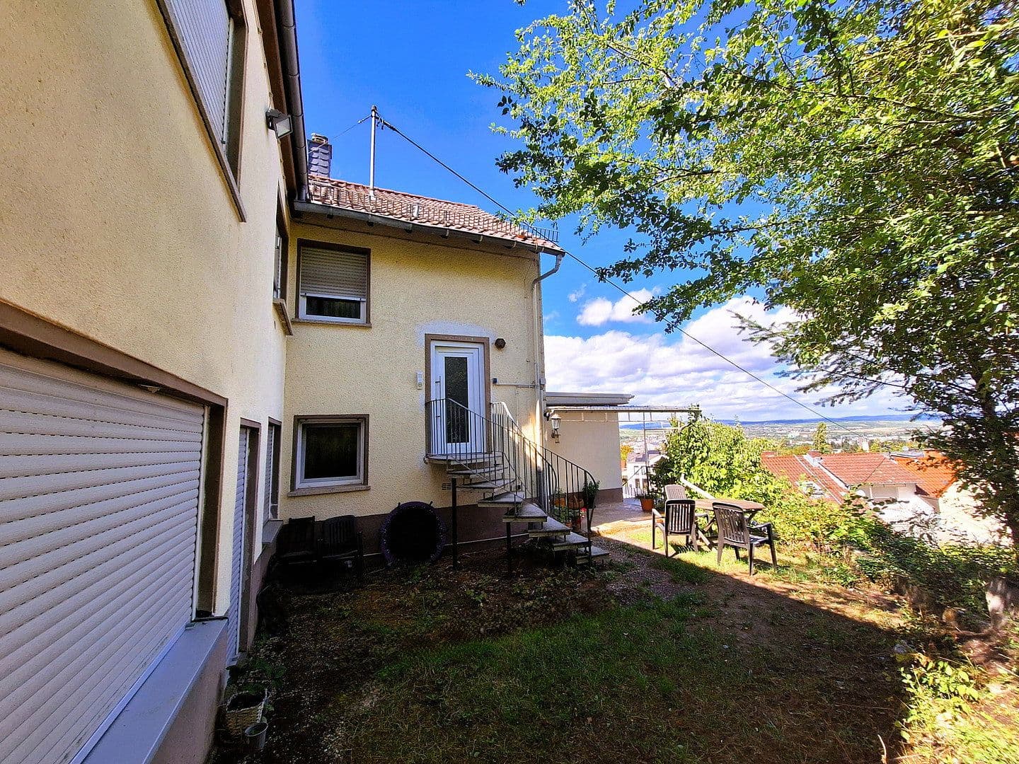 Predaj domu 220 m², pozemok 3.117 m², Lessingstraße 61, Bad Kreuznach, Porýnie-Falcko Predaj domu 220 m², pozemok 3.117 m², Lessingstraße 61, Bad Kreuznach, Porýnie-Falcko