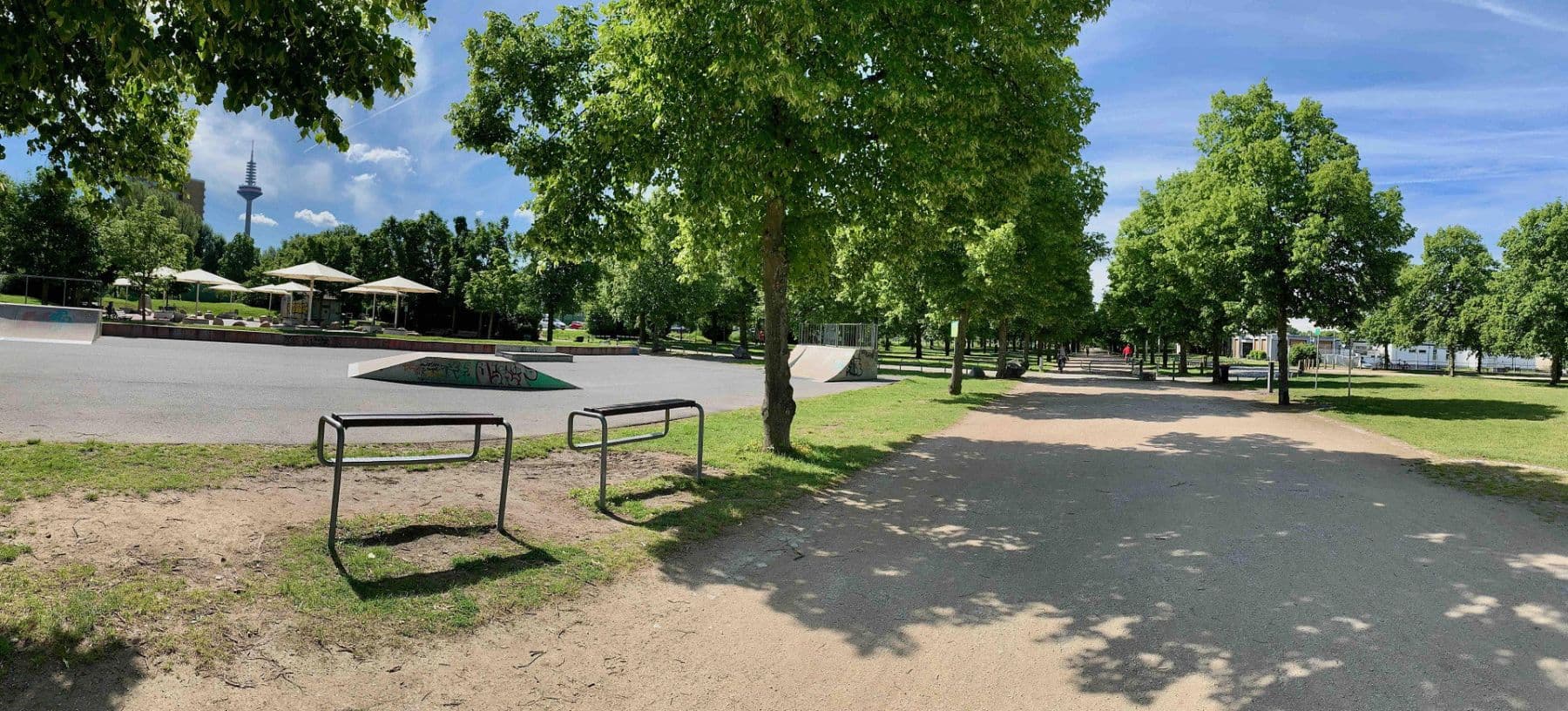 Predaj domu 157 m², pozemok 176 m², Am Wiesenrain 12, Frankfurt am Main, Hesensko Predaj domu 157 m², pozemok 176 m², Am Wiesenrain 12, Frankfurt am Main, Hesensko