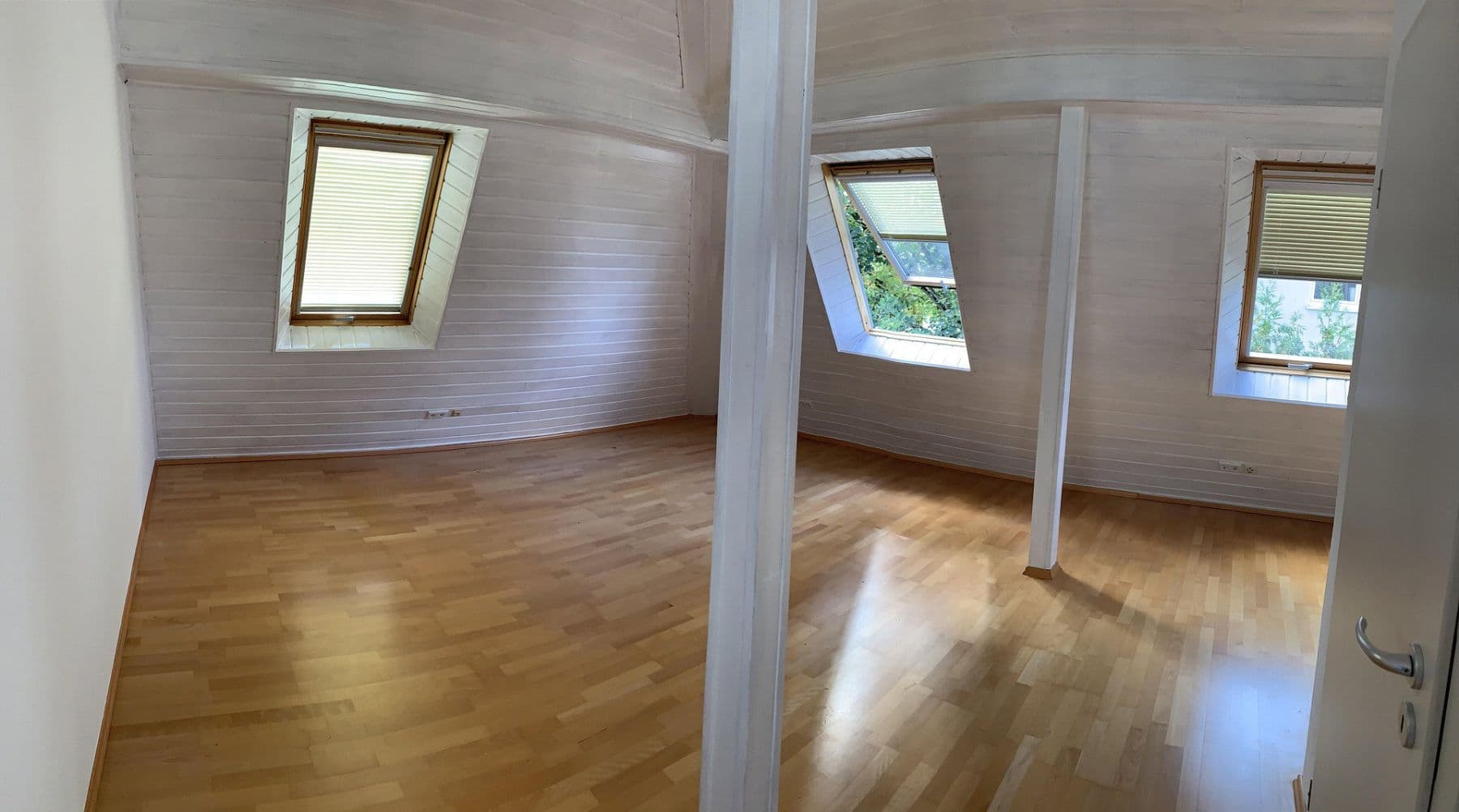 Predaj domu 157 m², pozemok 176 m², Am Wiesenrain 12, Frankfurt am Main, Hesensko Predaj domu 157 m², pozemok 176 m², Am Wiesenrain 12, Frankfurt am Main, Hesensko