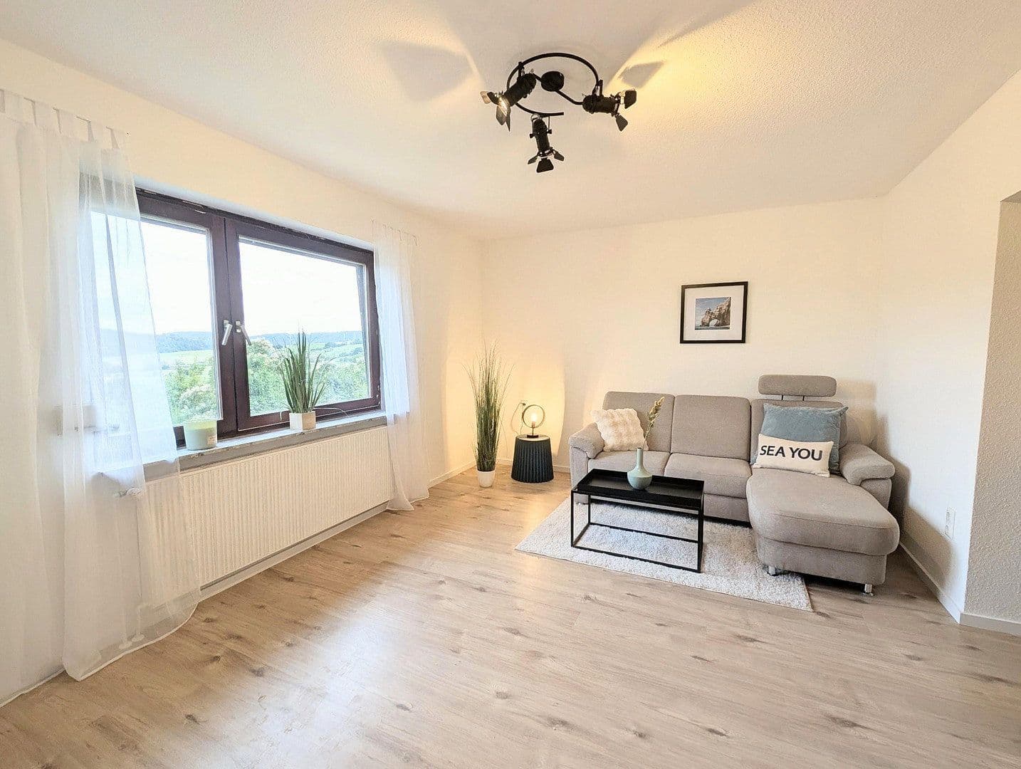 Predaj domu 182 m², pozemok 1.284 m², Fuldatal, Hesensko Predaj domu 182 m², pozemok 1.284 m², Fuldatal, Hesensko