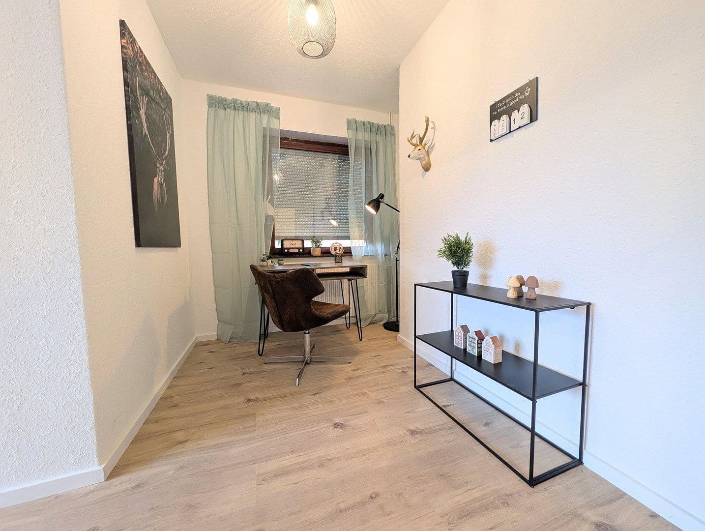 Predaj domu 182 m², pozemok 1.284 m², Fuldatal, Hesensko Predaj domu 182 m², pozemok 1.284 m², Fuldatal, Hesensko