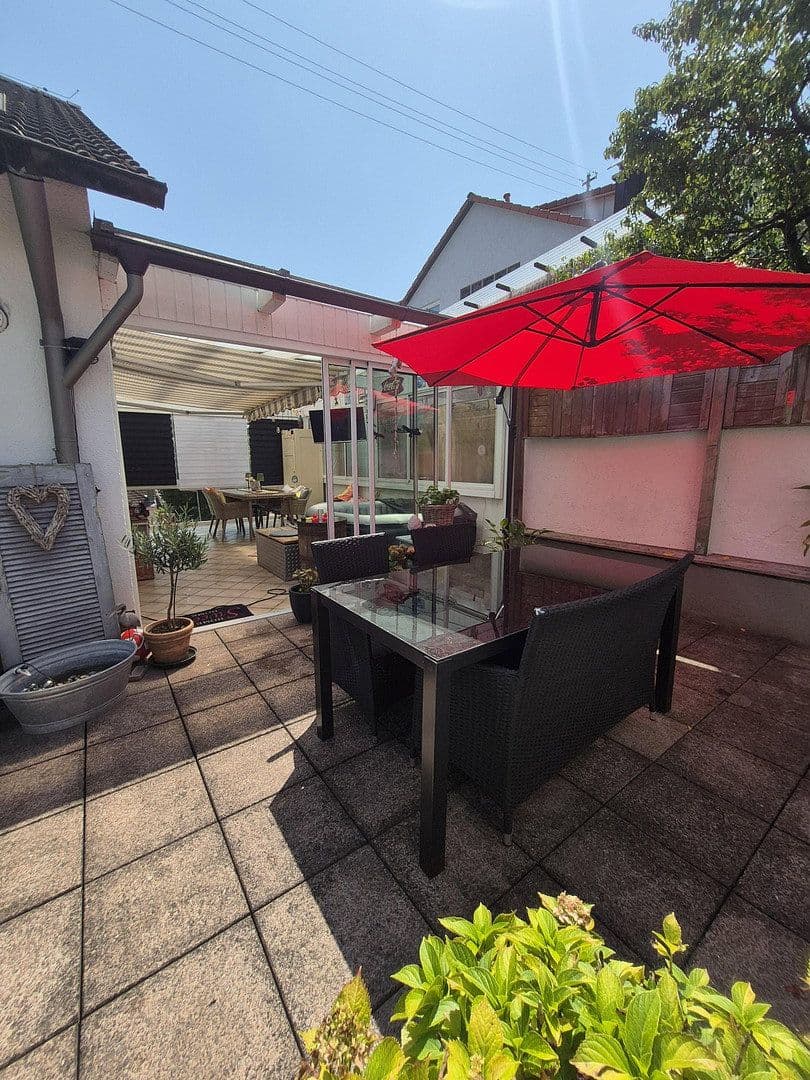 Predaj domu 283 m², pozemok 1.005 m², Rottweil, Bádensko-Wurttembersko Predaj domu 283 m², pozemok 1.005 m², Rottweil, Bádensko-Wurttembersko