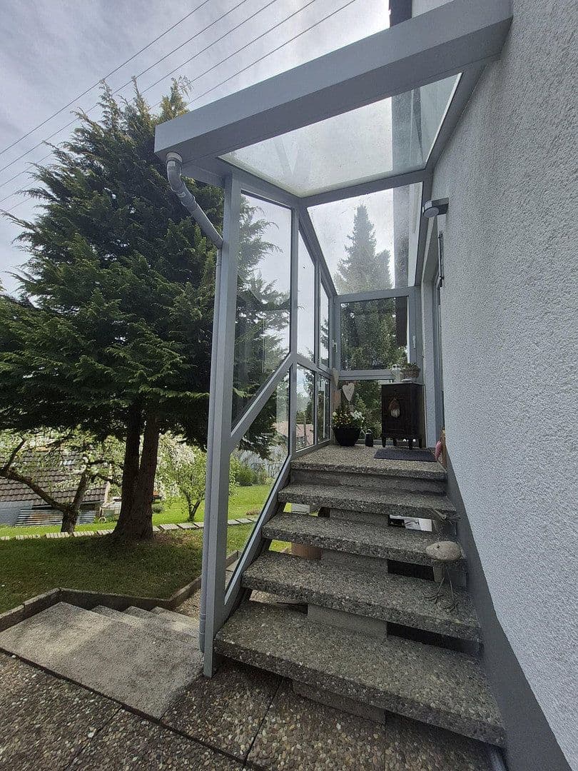 Predaj domu 283 m², pozemok 1.005 m², Rottweil, Bádensko-Wurttembersko Predaj domu 283 m², pozemok 1.005 m², Rottweil, Bádensko-Wurttembersko