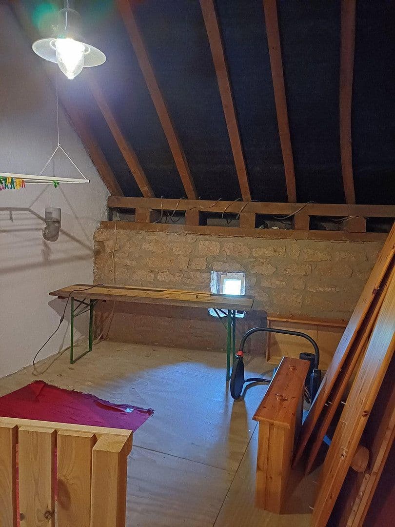 Predaj domu 114 m², pozemok 464 m², Kaiserslautern Erfenbach, Porýnie-Falcko Predaj domu 114 m², pozemok 464 m², Kaiserslautern Erfenbach, Porýnie-Falcko