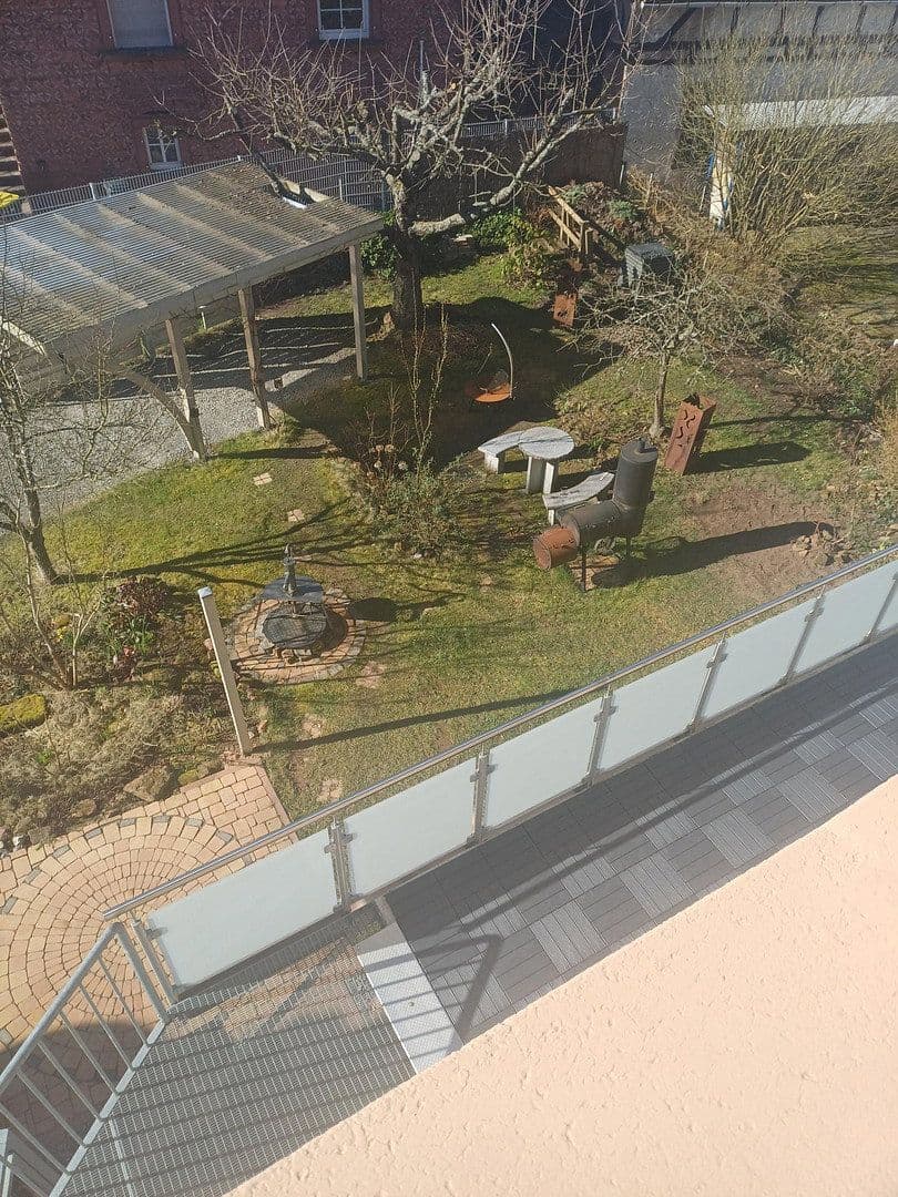 Predaj domu 114 m², pozemok 464 m², Kaiserslautern Erfenbach, Porýnie-Falcko Predaj domu 114 m², pozemok 464 m², Kaiserslautern Erfenbach, Porýnie-Falcko