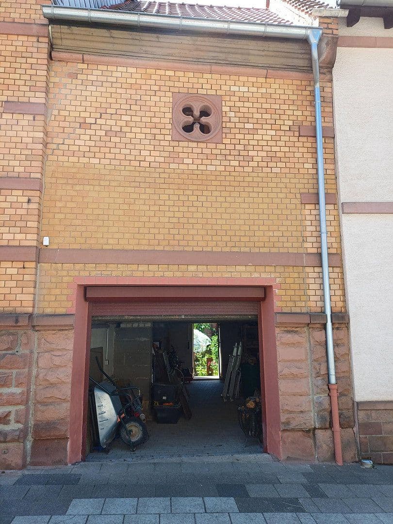 Predaj domu 114 m², pozemok 464 m², Kaiserslautern Erfenbach, Porýnie-Falcko Predaj domu 114 m², pozemok 464 m², Kaiserslautern Erfenbach, Porýnie-Falcko