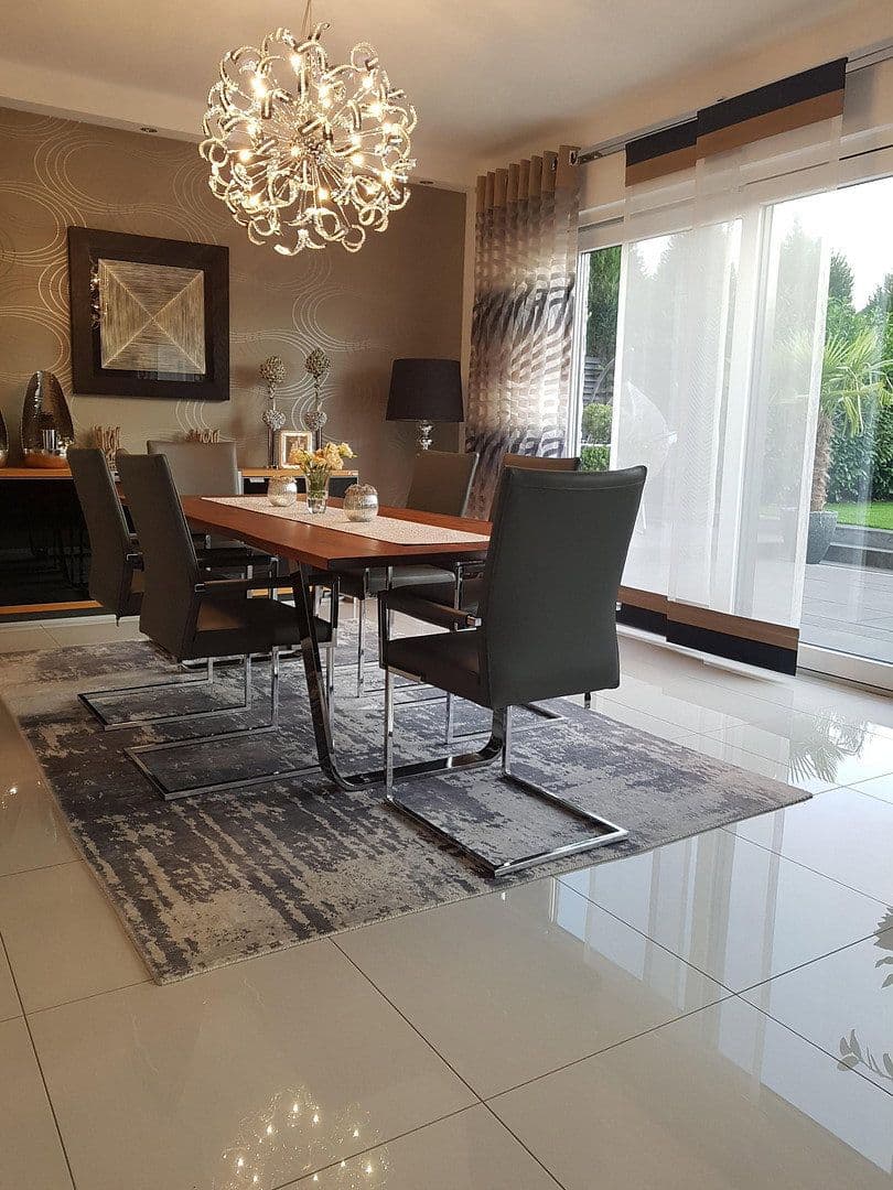 Predaj domu 166 m², pozemok 535 m², Krefeld, Severné Porýnie - Westfálsko Predaj domu 166 m², pozemok 535 m², Krefeld, Severné Porýnie - Westfálsko