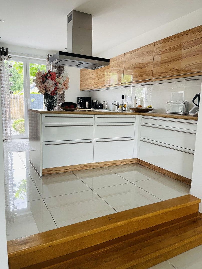 Predaj domu 166 m², pozemok 535 m², Krefeld, Severné Porýnie - Westfálsko Predaj domu 166 m², pozemok 535 m², Krefeld, Severné Porýnie - Westfálsko