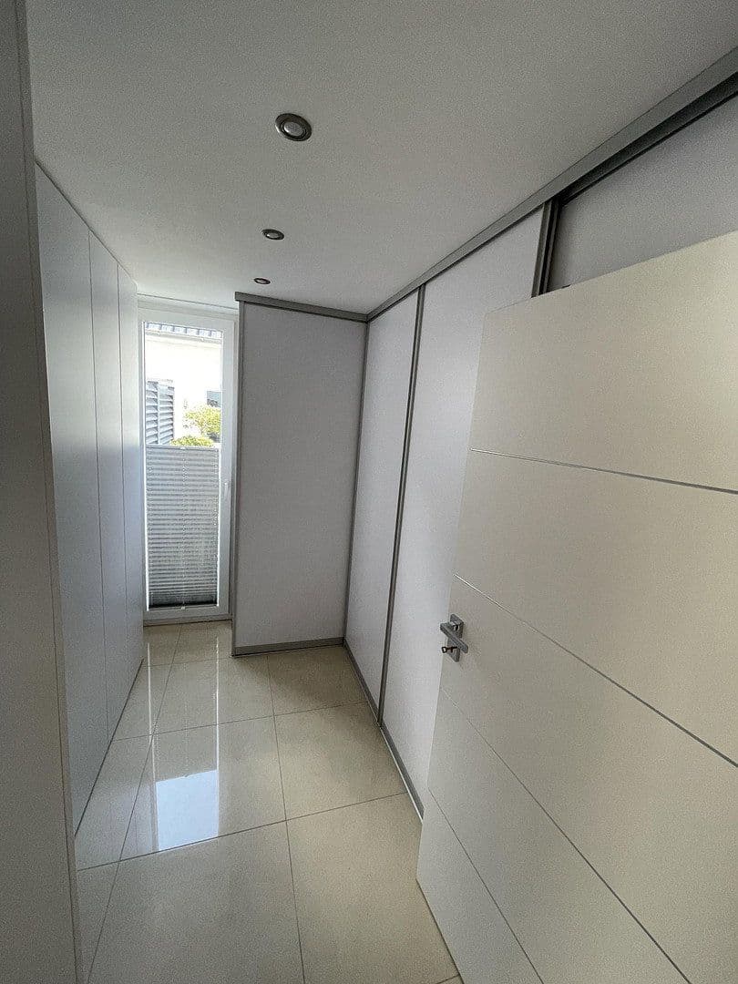 Predaj domu 166 m², pozemok 535 m², Krefeld, Severné Porýnie - Westfálsko Predaj domu 166 m², pozemok 535 m², Krefeld, Severné Porýnie - Westfálsko